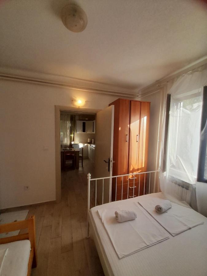 Apartments Nikovic Risan Eksteriør billede